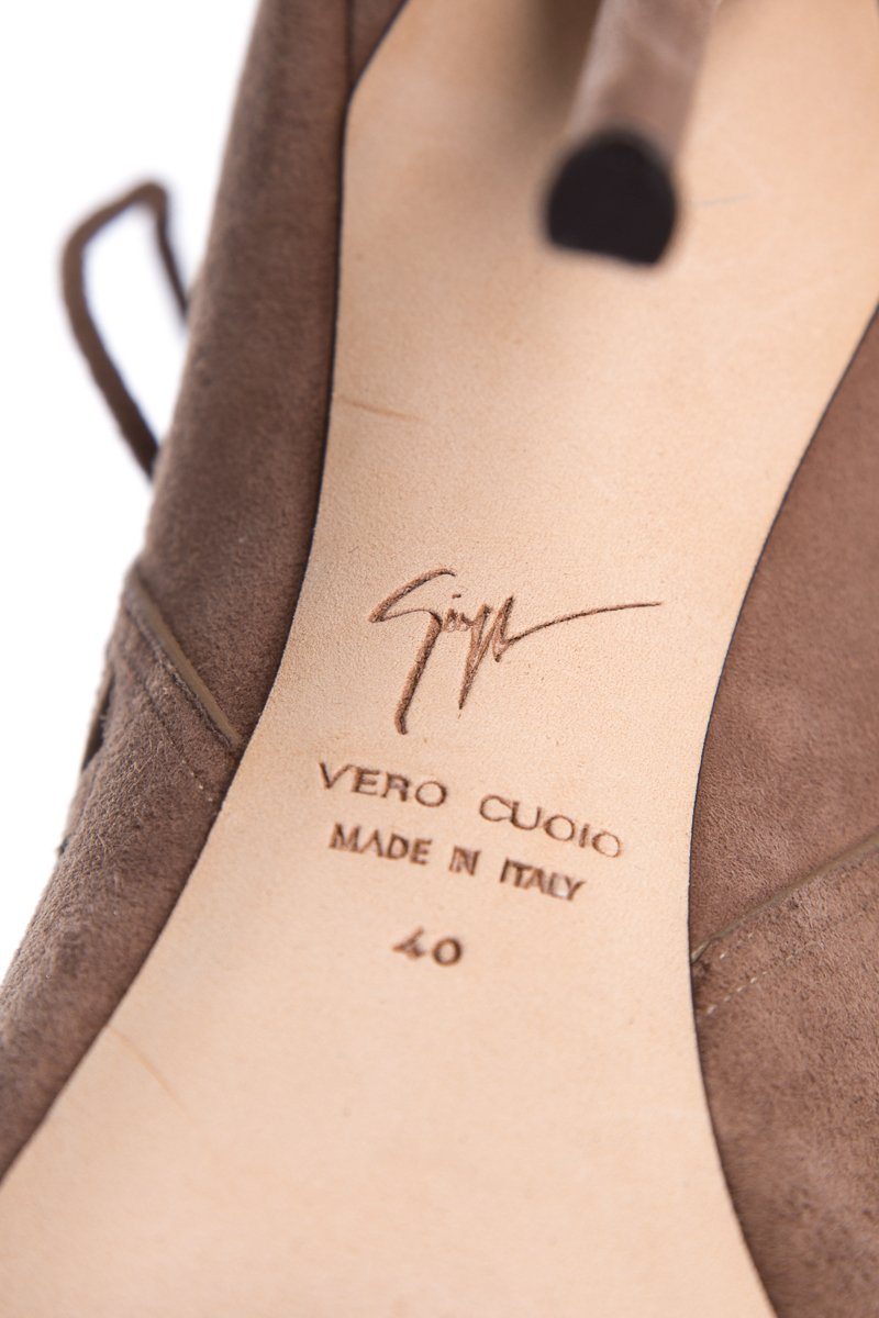 Giuseppe Zanotti Tan Heels SZ 40