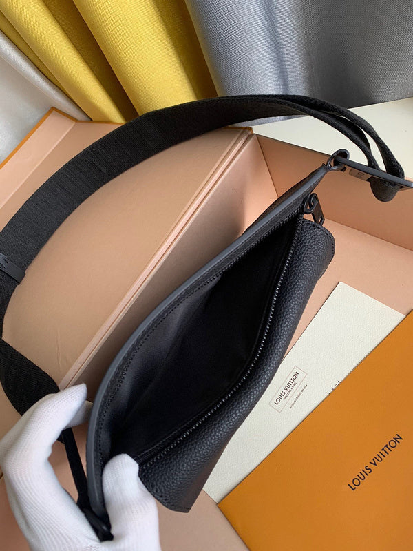 LOV2 Bags - Luxurious Bags  1191
