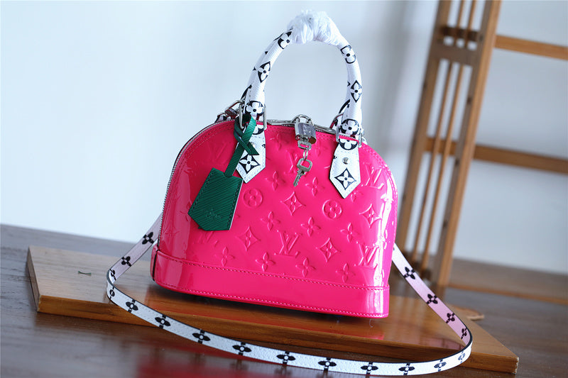 Glami-is - LOV Lady Bags - 1888