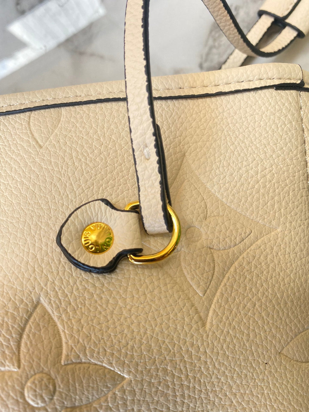 EN - Luxury Bags LUV 790