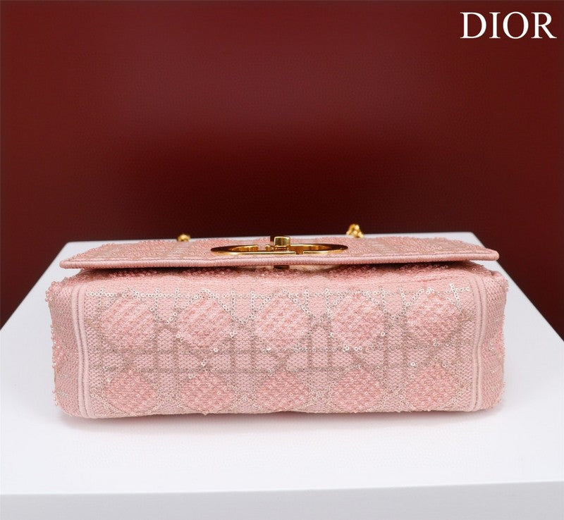 ELE - Dir Bags - 2011