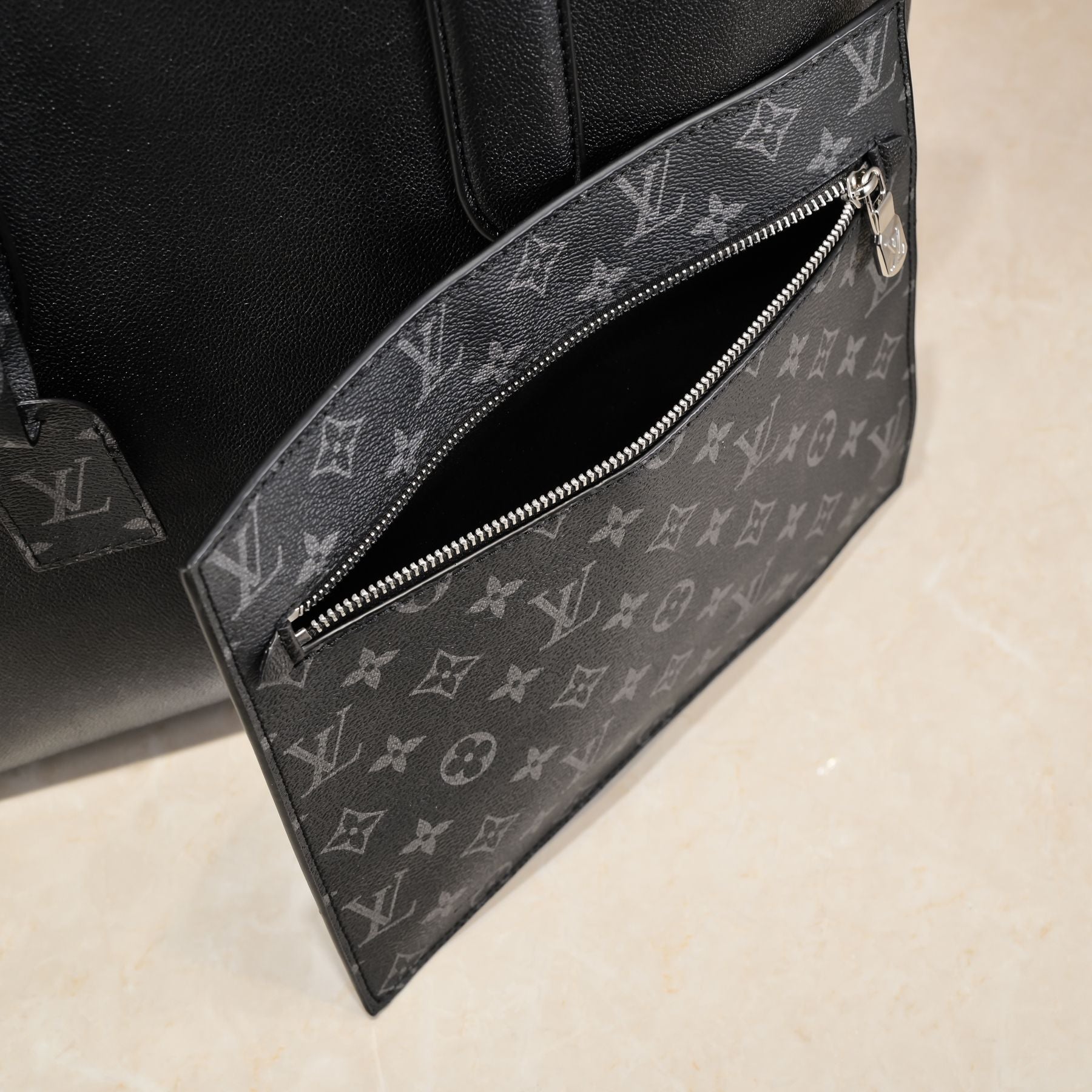 EN - Luxury Bags LUV 803