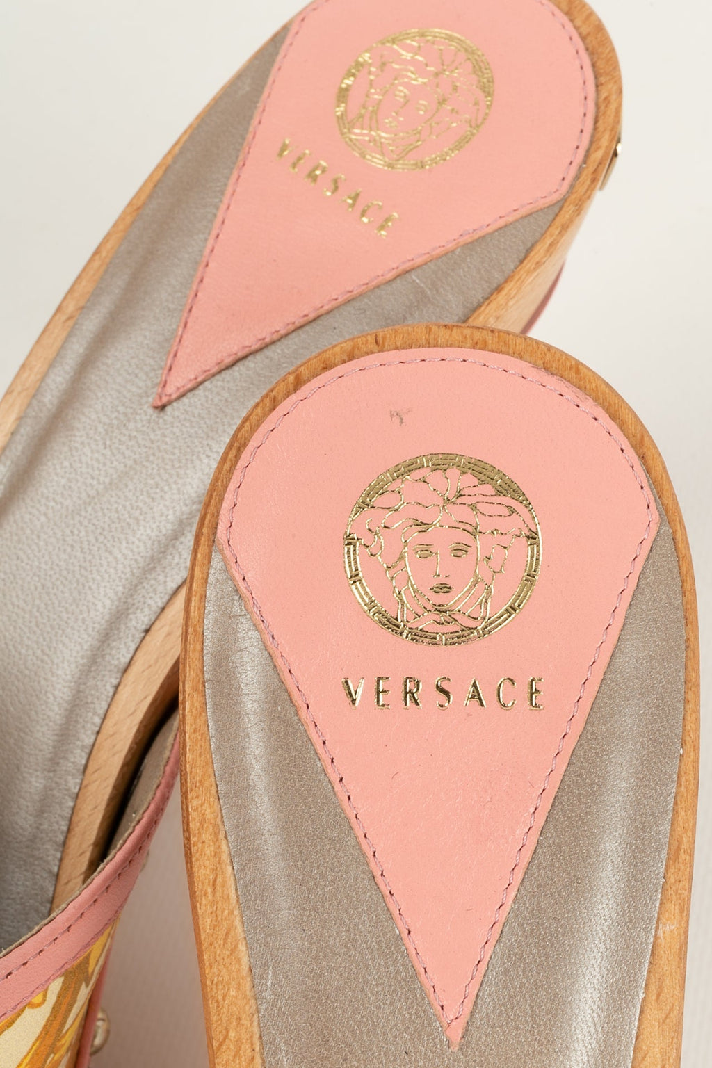 Chaussures mules Versace