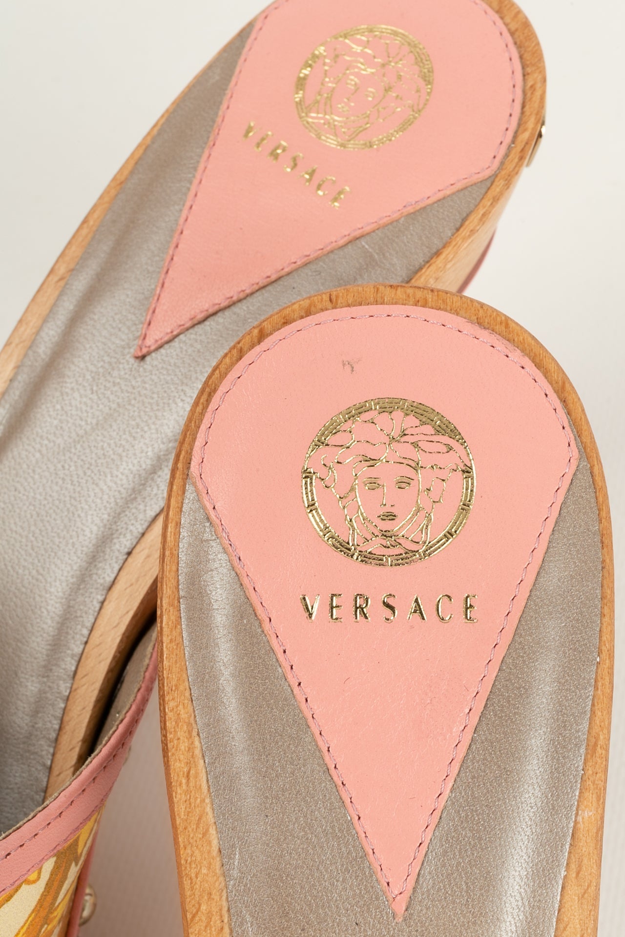 Chaussures mules Versace