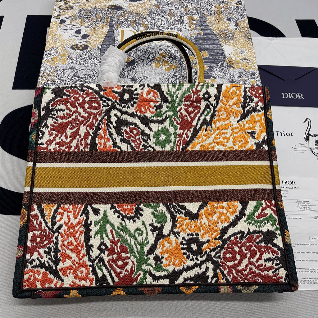 GLAMI Large Book Tote Multicolor, For Women, WomenÃ¢â‚¬â„¢s Handbags 16.5in/42cm CD