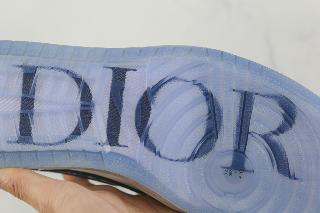 Designer GLAMIor x Air Jordan 1 CN8608-002