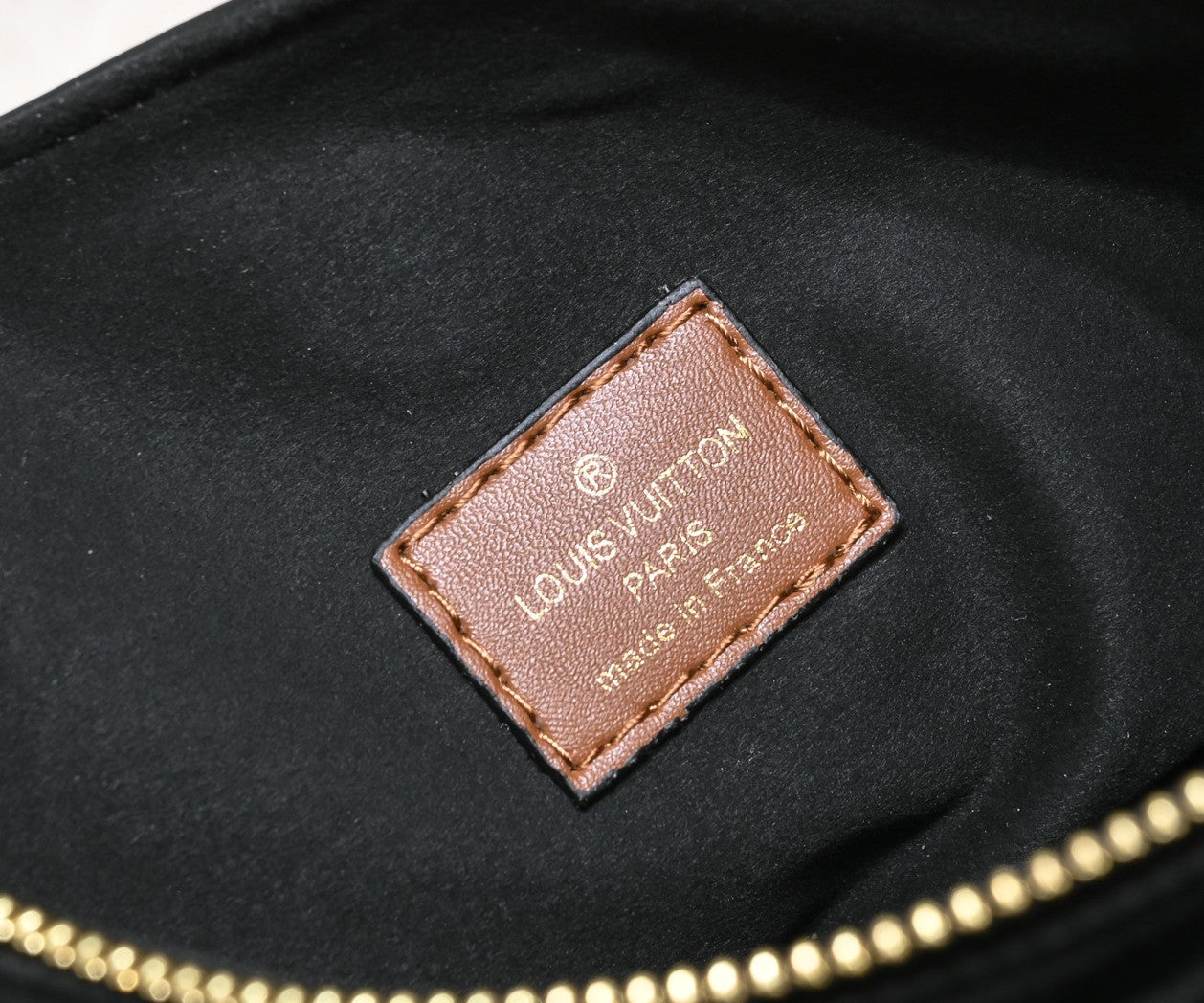 EN - Luxury Bags LUV 848