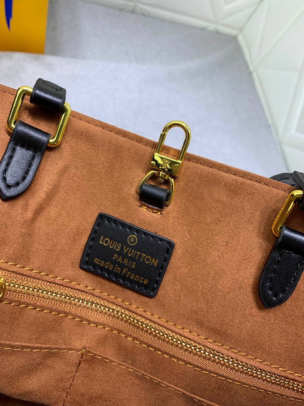 EN - Luxury Bags LUV 752
