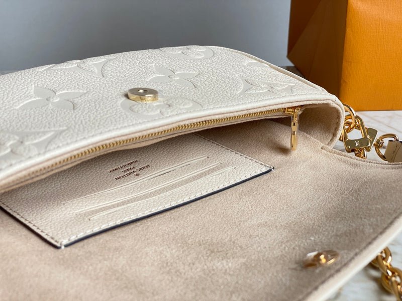 Glamy - LOV Bags - 942