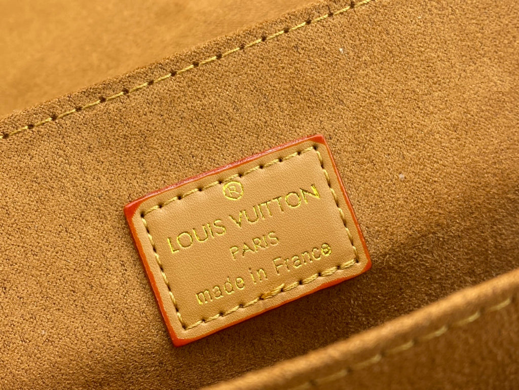EN - Luxury Bags LUV 802