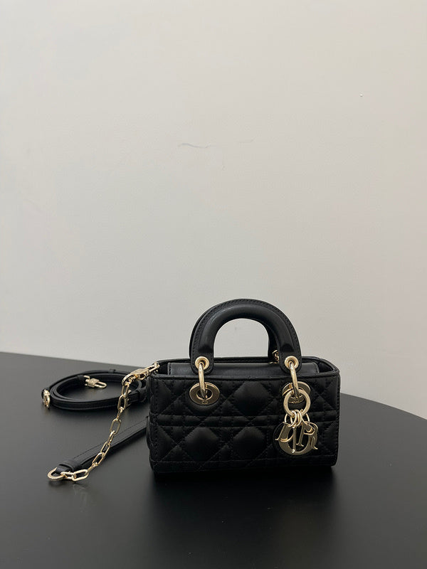 BLUSH BAGZ - Dior Bags - 1735