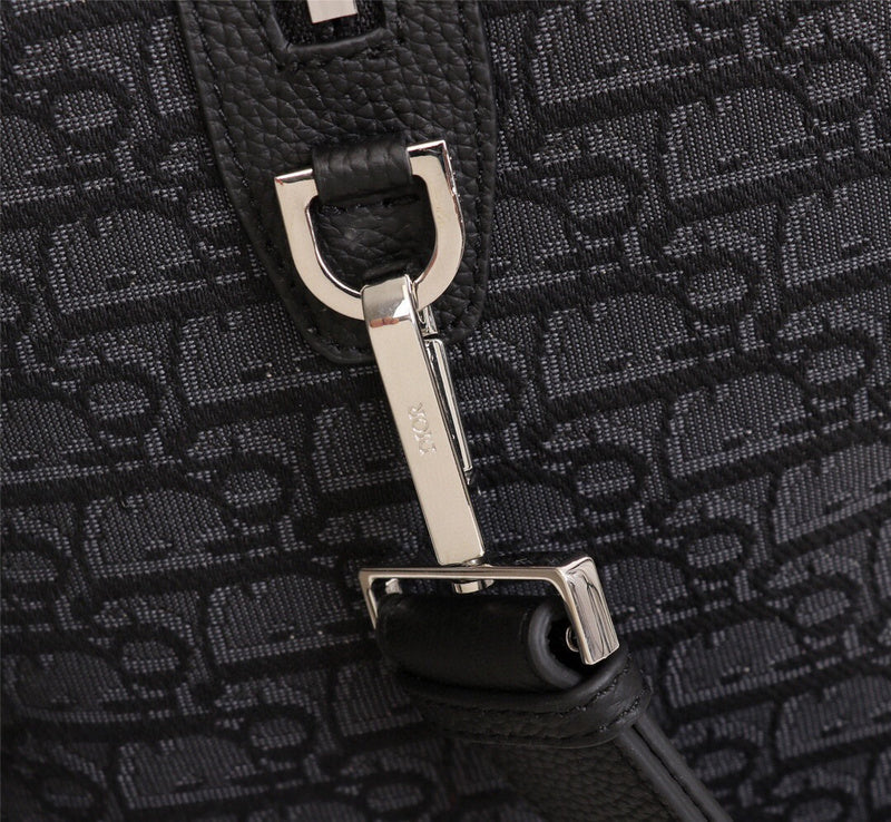ELE - Dir Bags - 1534