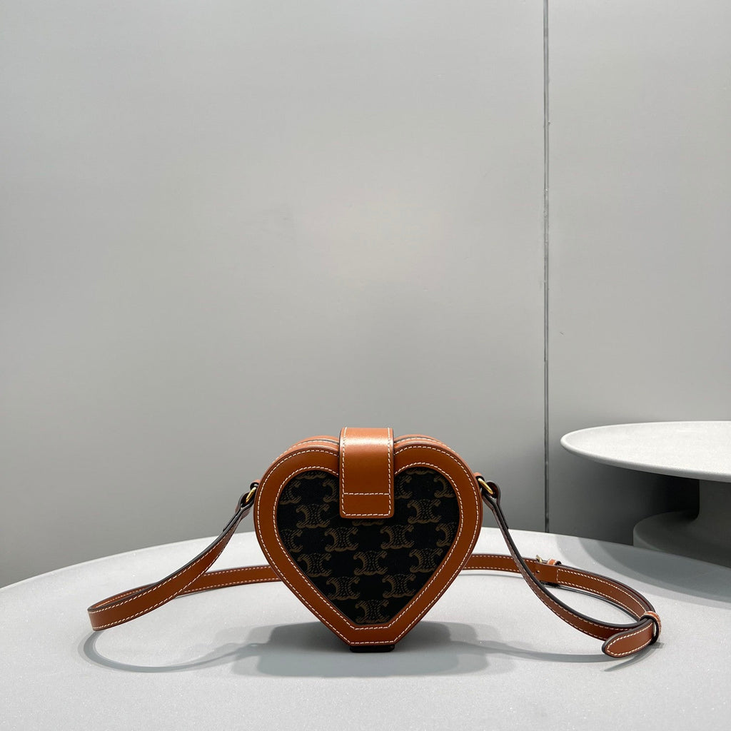 GLAMI Heart Tambour In Triomphe Canvas Tan For Women 6in/15cm 198212BZJ.04LU