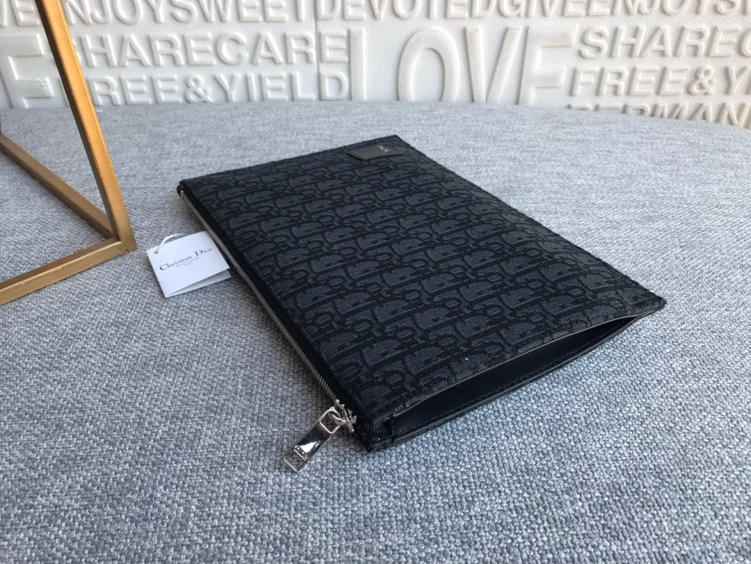 GLAMI A5 Pouch Black Unisex 10.5in/27cm CD 2ESCA338YSE_H03E