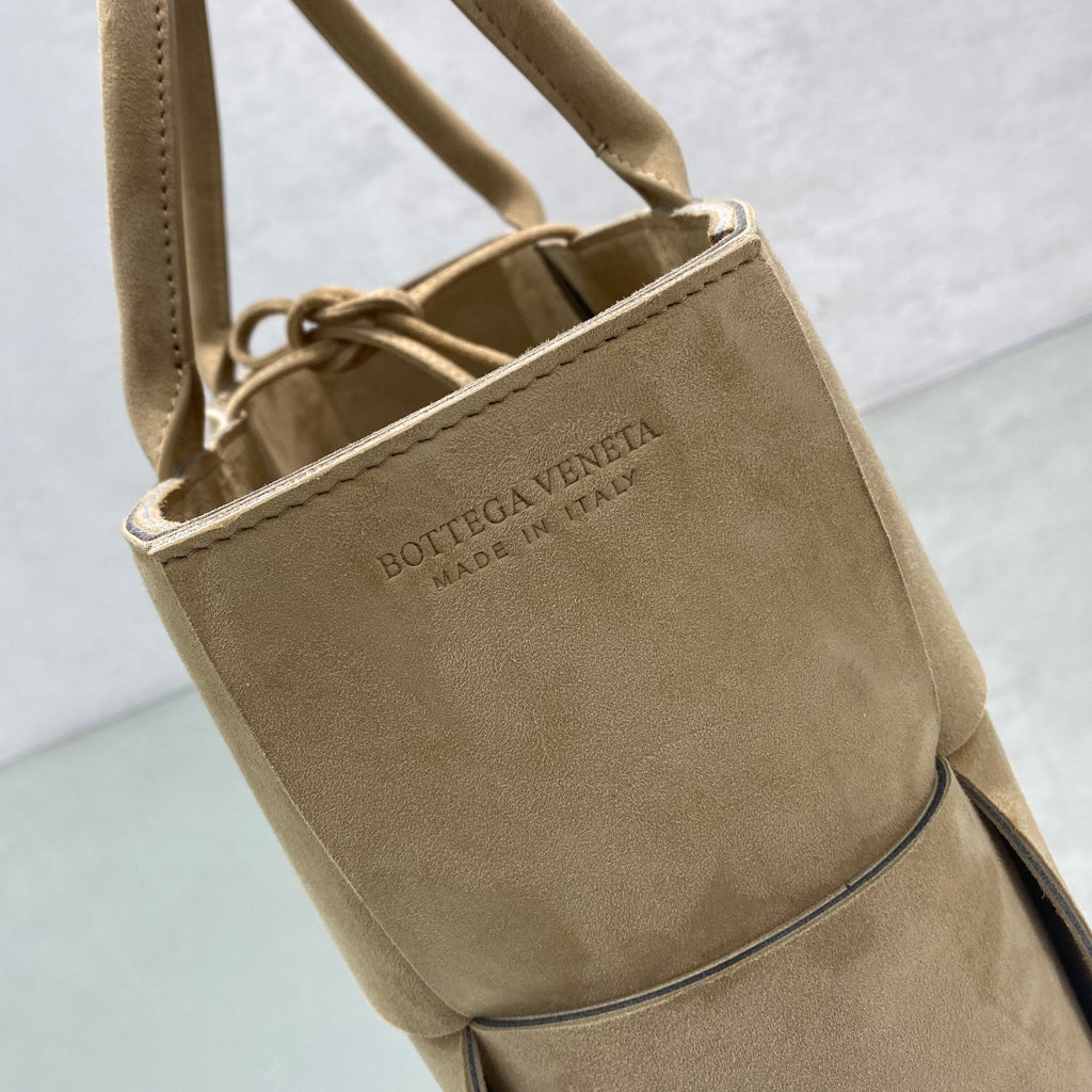GLAMI Small Arco Tote Bag Brown, For Women, Bags 14.2in/36cm