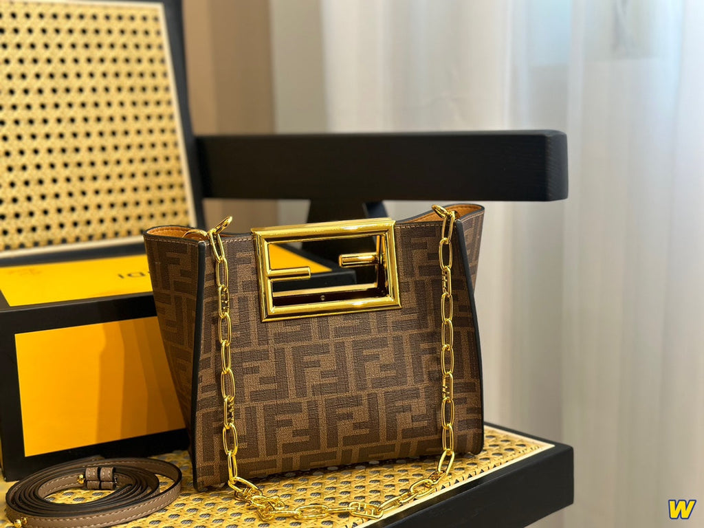EN - Luxury Bags FEI 291