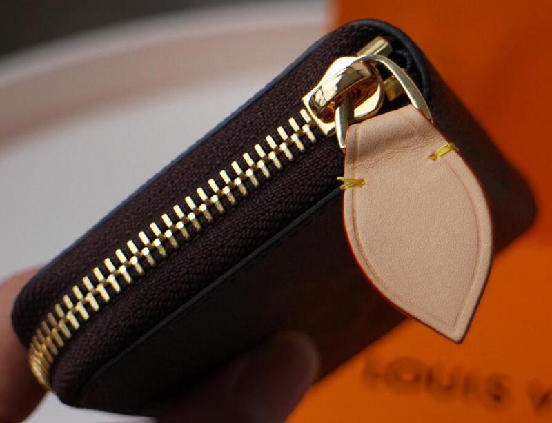 SAMC - Mix Wallets - 013
