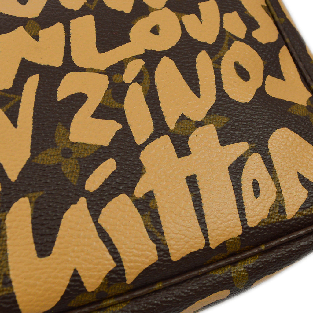 Louis Vuitton 2001 Monogram Graffiti Pochette Accessoires M92193