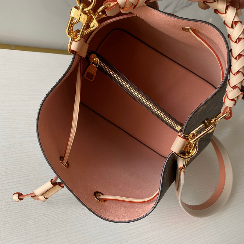 LOV2 Bags - Luxurious Bags  2696