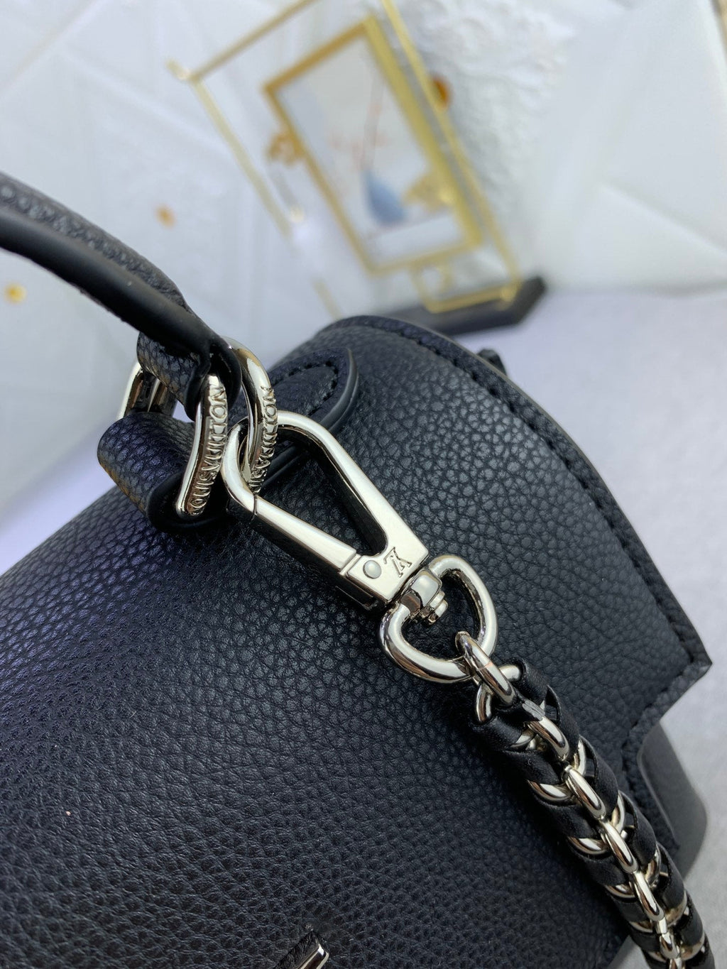 EN - Luxury Bags LUV 744