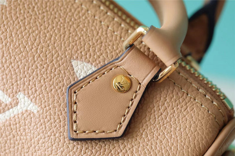 ELE - LUV Bags - 527