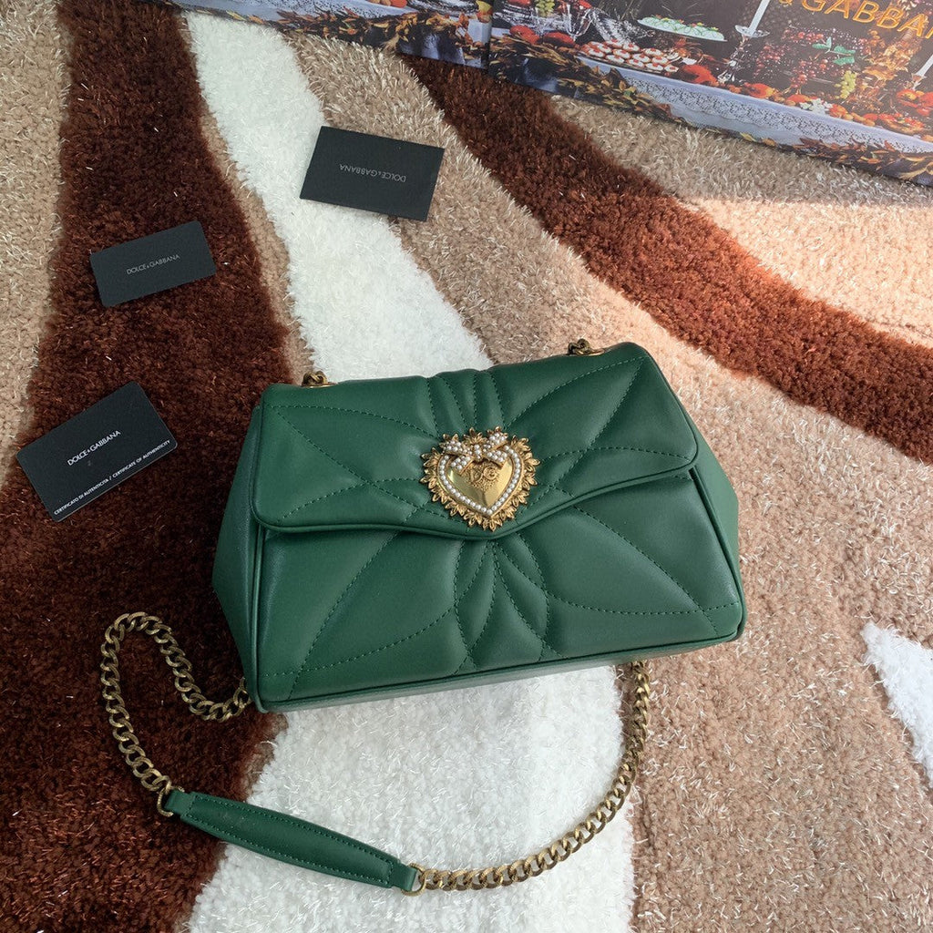 GLAMI MeGLAMIum Devotion Shoulder Bag In Quilted Nappa Green For Women 10.2in/26cm GLAMI