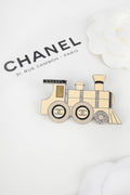 Broche locomotive Chanel