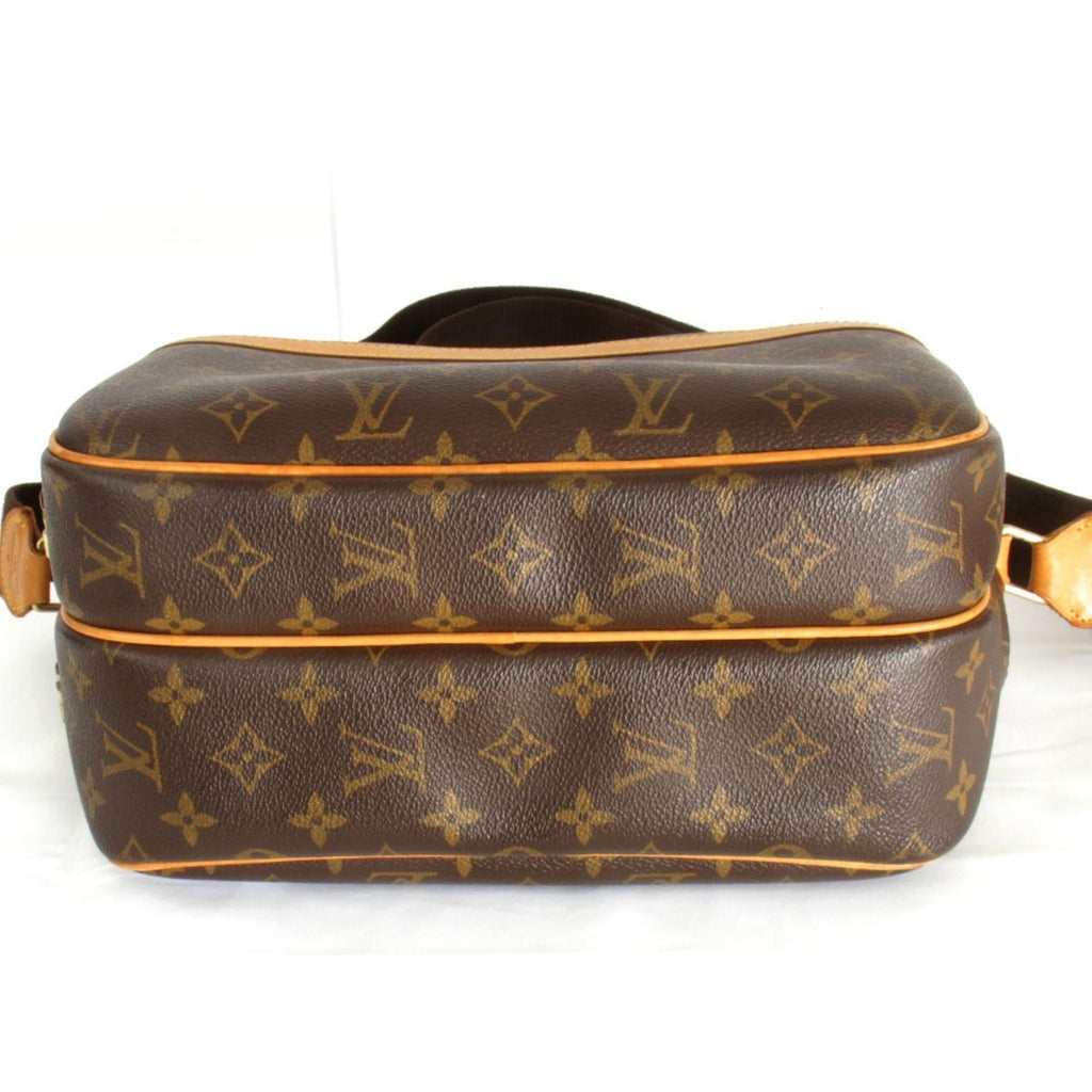 Louis Vuitton Reporter  Canvas Shopper Bag ()