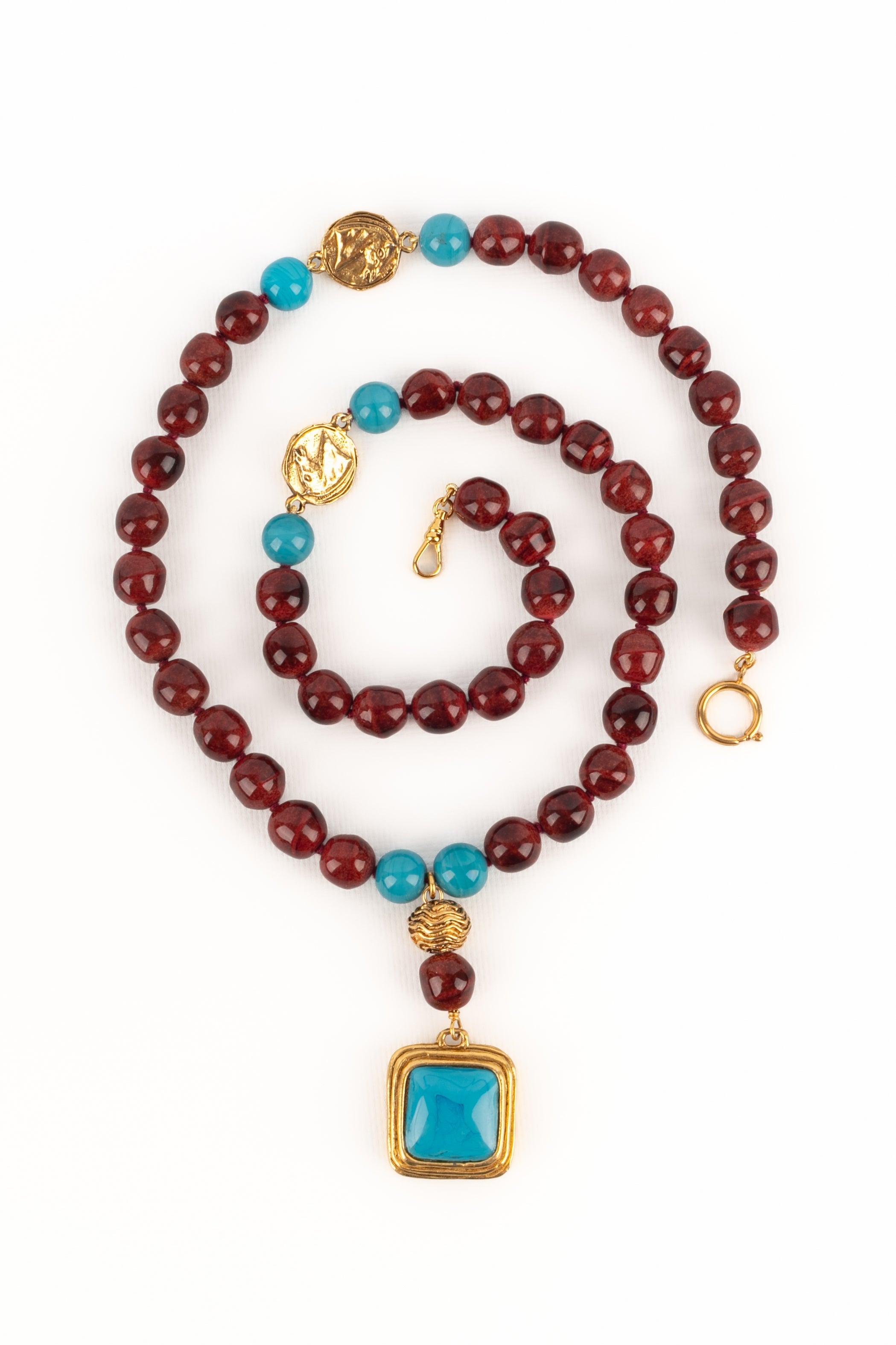Collier baroque Chanel