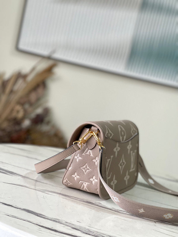 Fashion Lu-Vi bags - 4147