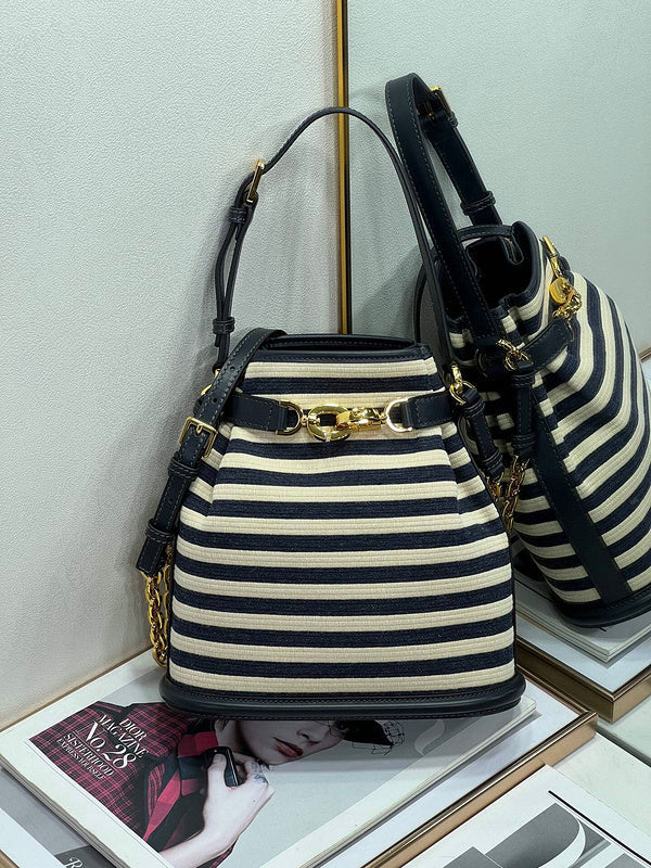 ELE - Dir Bags - 097