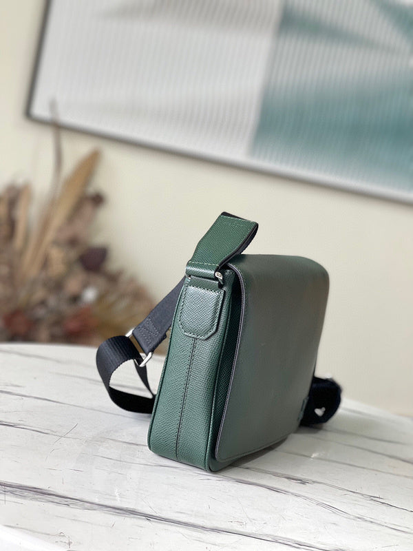 Fashion Lu-Vi bags - 4688