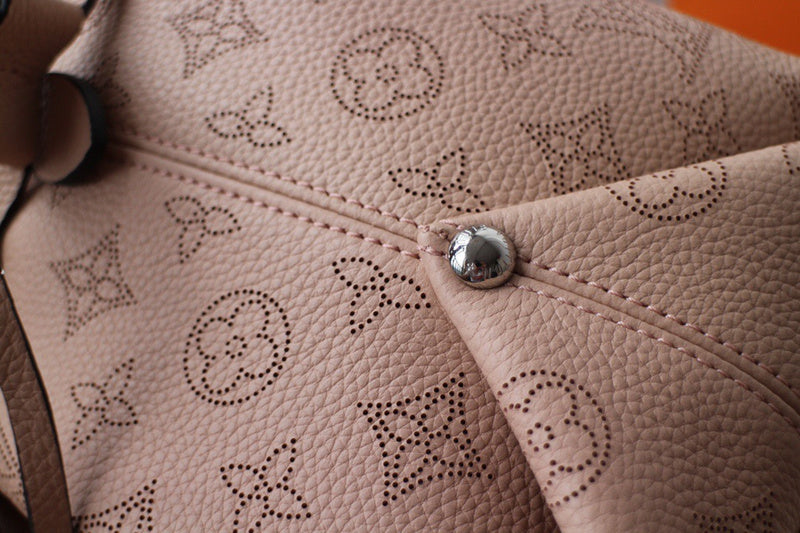 LOV2 Bags - Luxurious Bags  1711