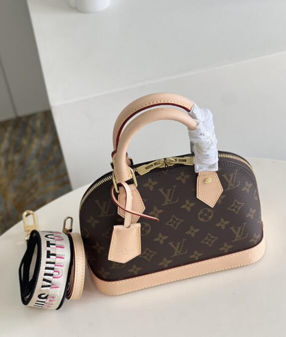 SAMC - LOV Bags - 1757