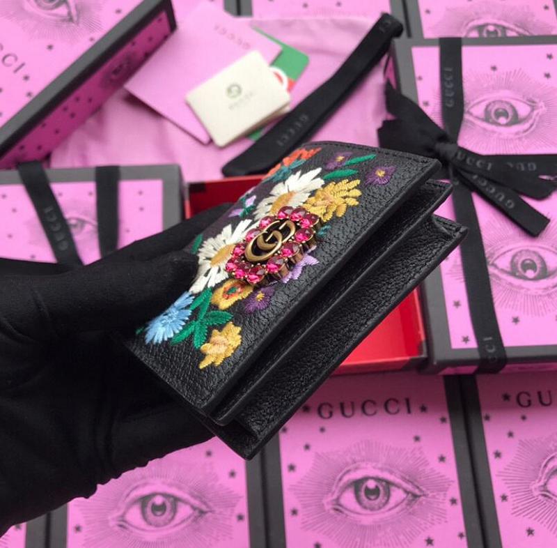 SAMC - Mix Wallets - 234