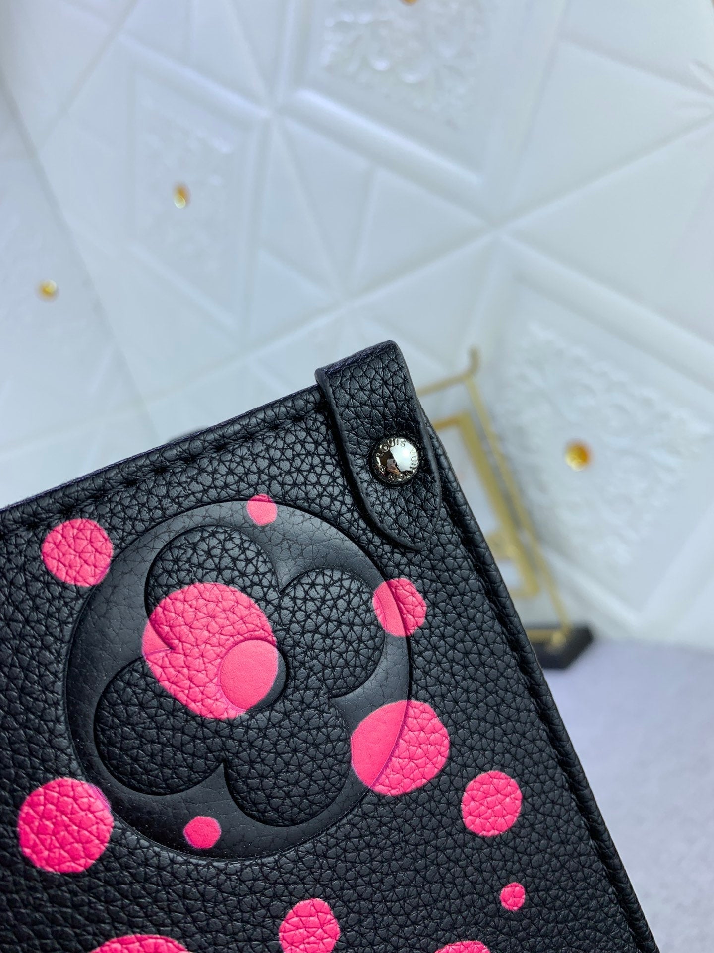 EN - New Bag LUV 634