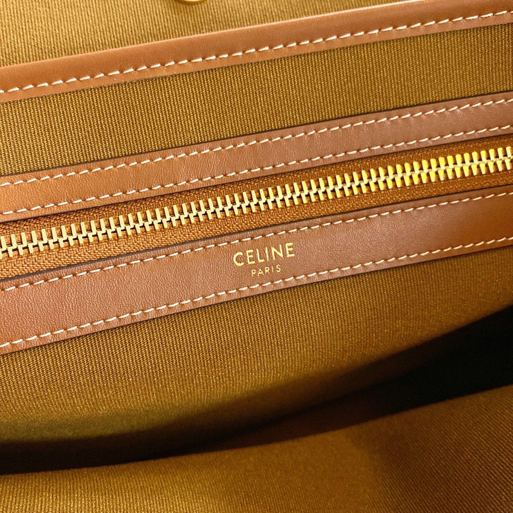 GLAMI Horizontal Cabas In Triomphe Canvas Tan For Women 17in/43cm 197912BZJ.04LU