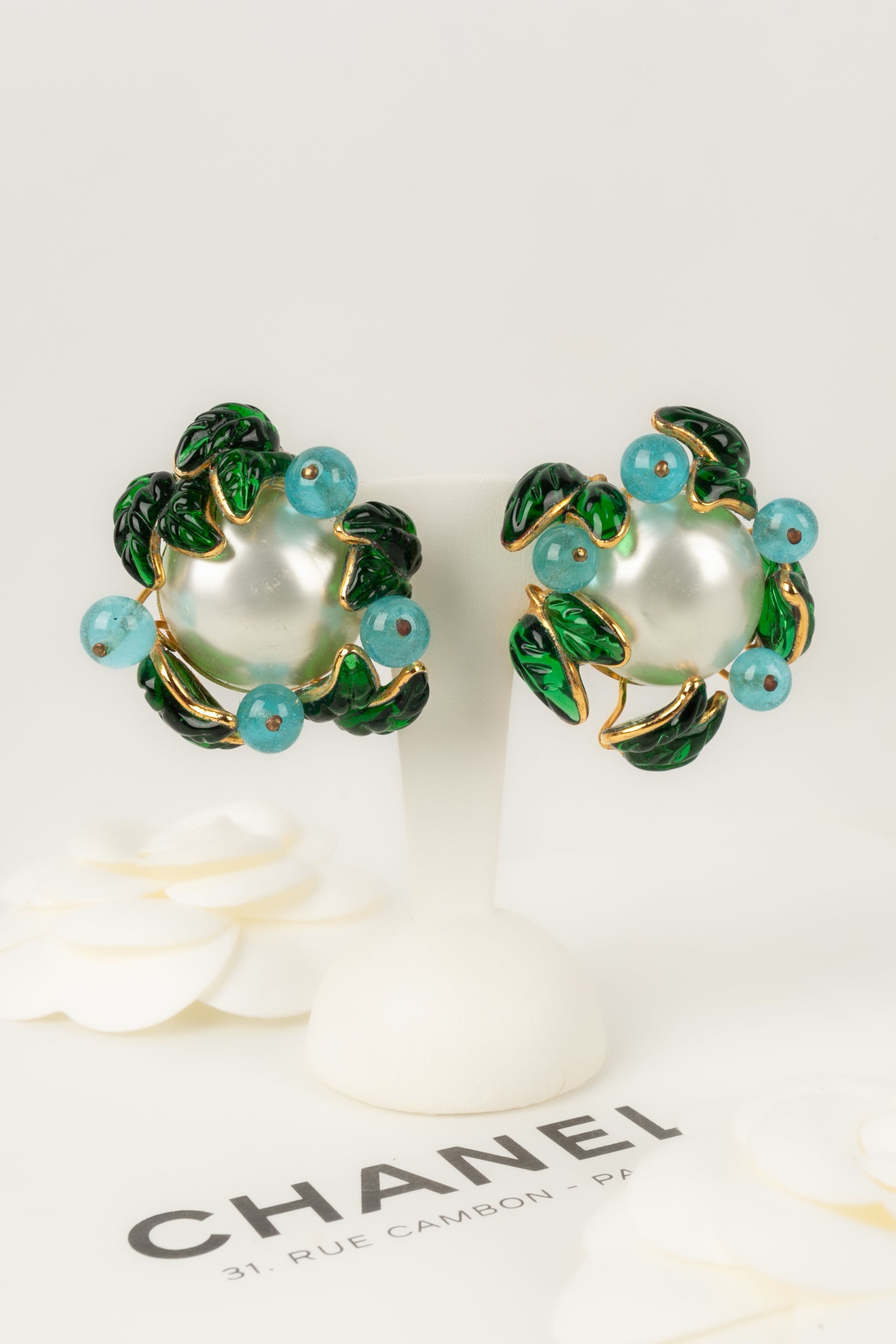 Boucles d'oreilles en pÃƒÆ’Ã‚Â¢te de verre Chanel