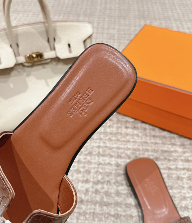 SAMC - HMS Women Shoes - 579
