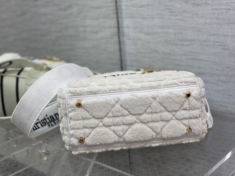 ELE - Dir Bags - 1910