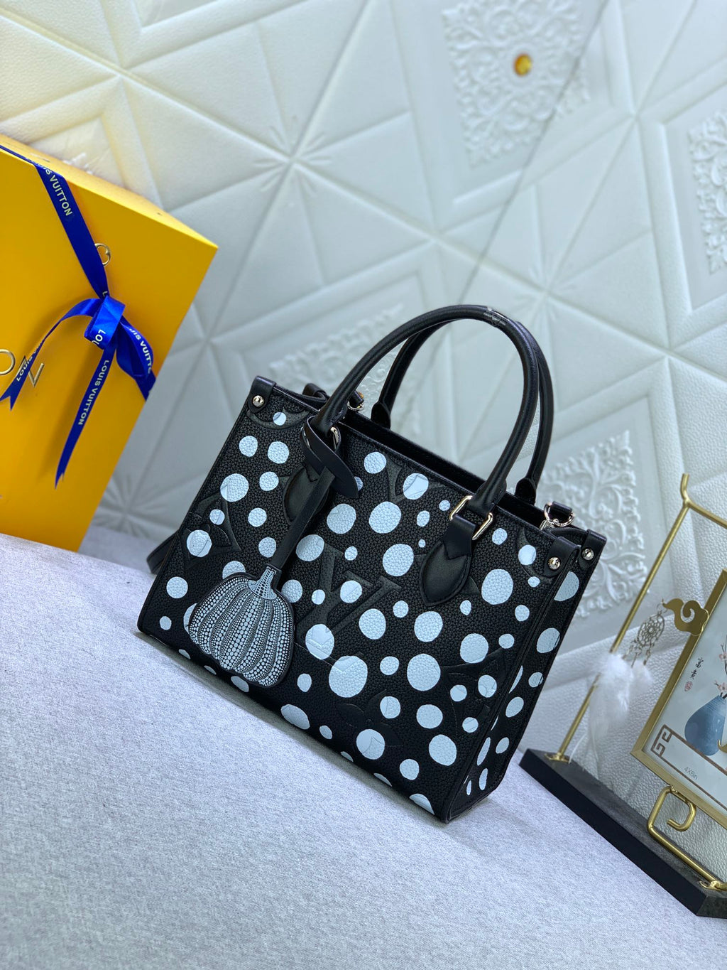 EN - New Bag LUV 638