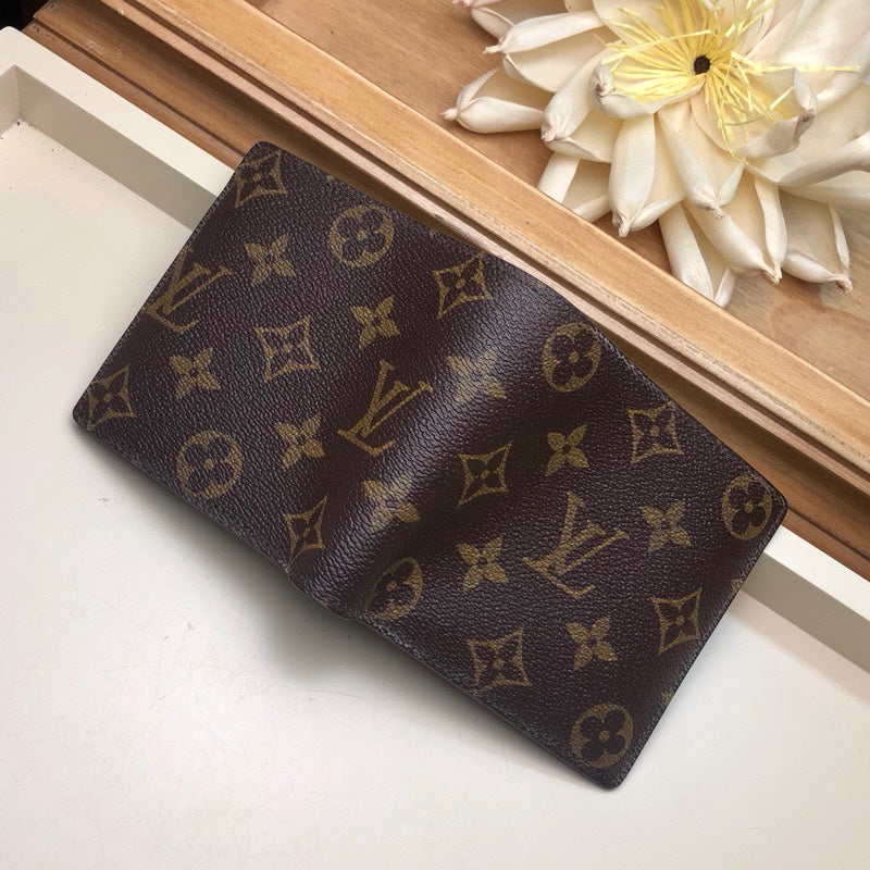 LOV2 Bags - Luxurious Bags  2414