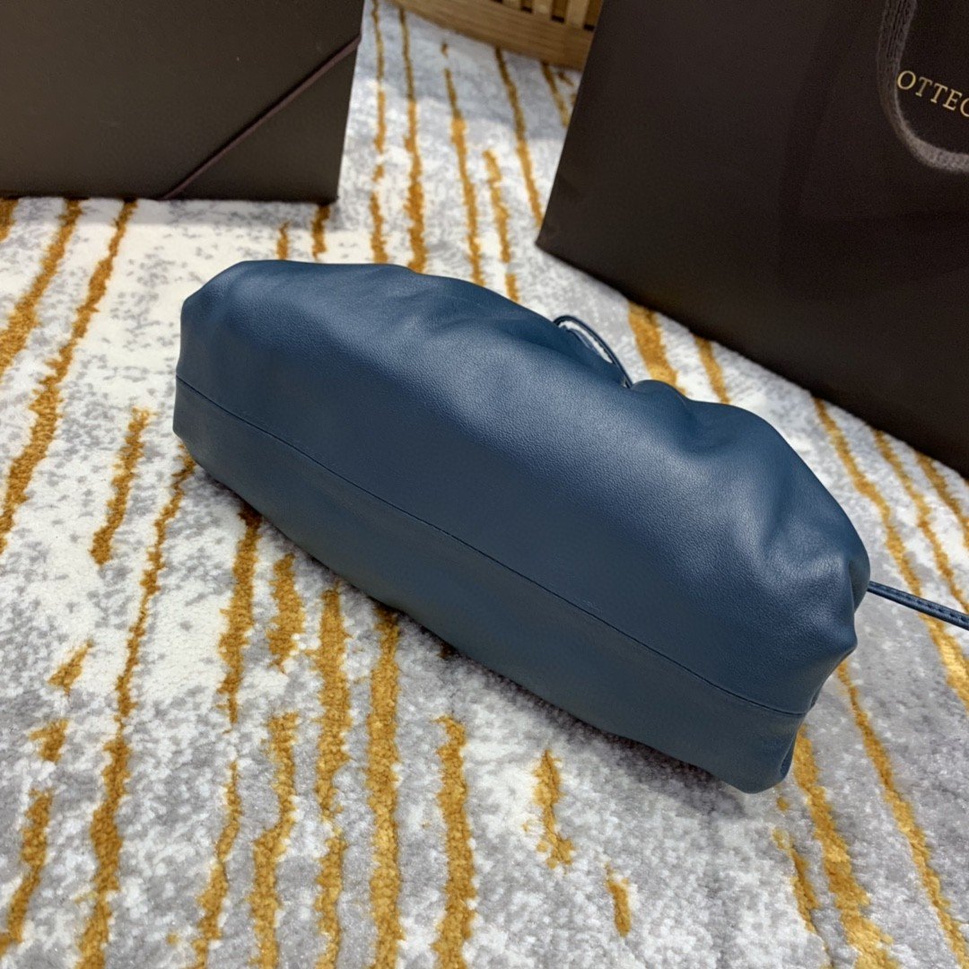 GLAMI Mini Pouch For Women 8.6in/22cm In Blue