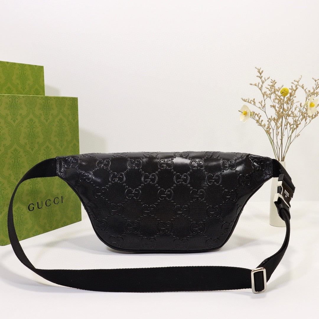 gg Embossed Belt Bag Black For Men 11in/28cm 645093 1W3CN 1000
