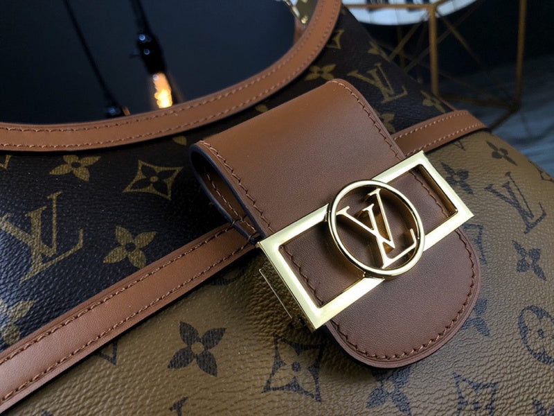 LOV2 Bags - Luxurious Bags  1712