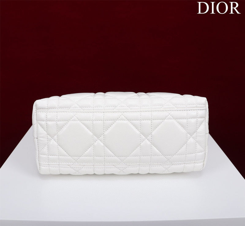 ELE - Dir Bags - 1708