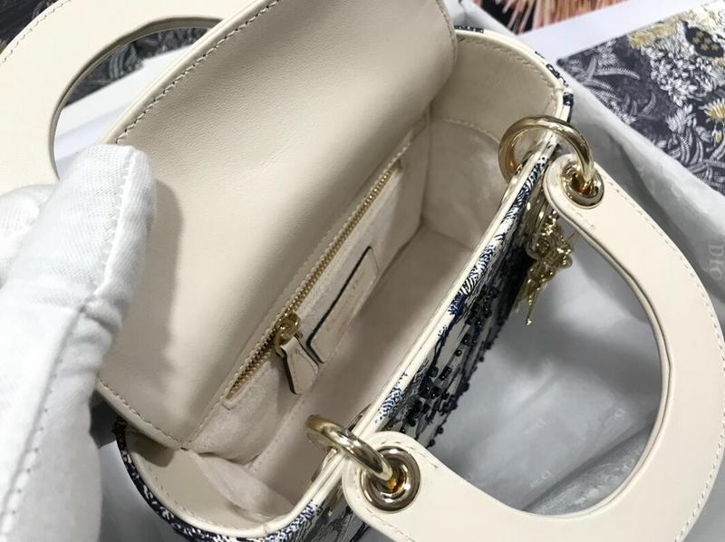SAMCC - DOR Bags - 402