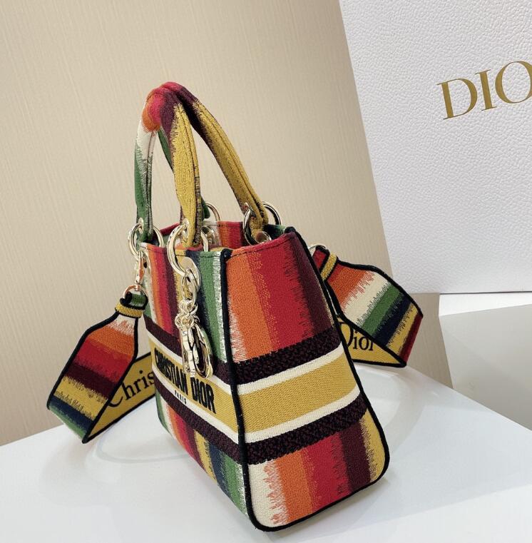 SAMCC - DOR Bags - 377