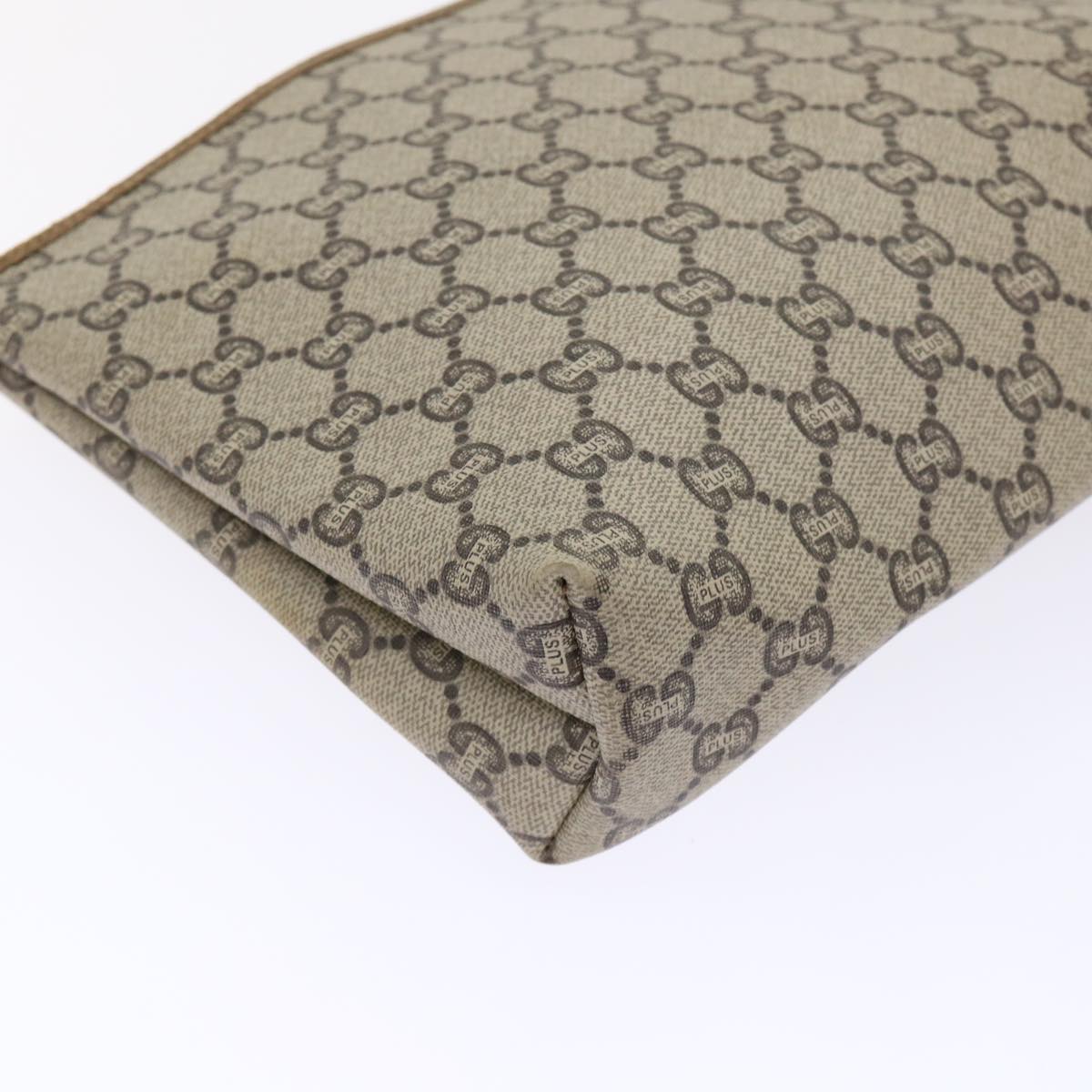 GUCCI GG Plus Canvas Clutch Bag PVC Leather Beige ep1039