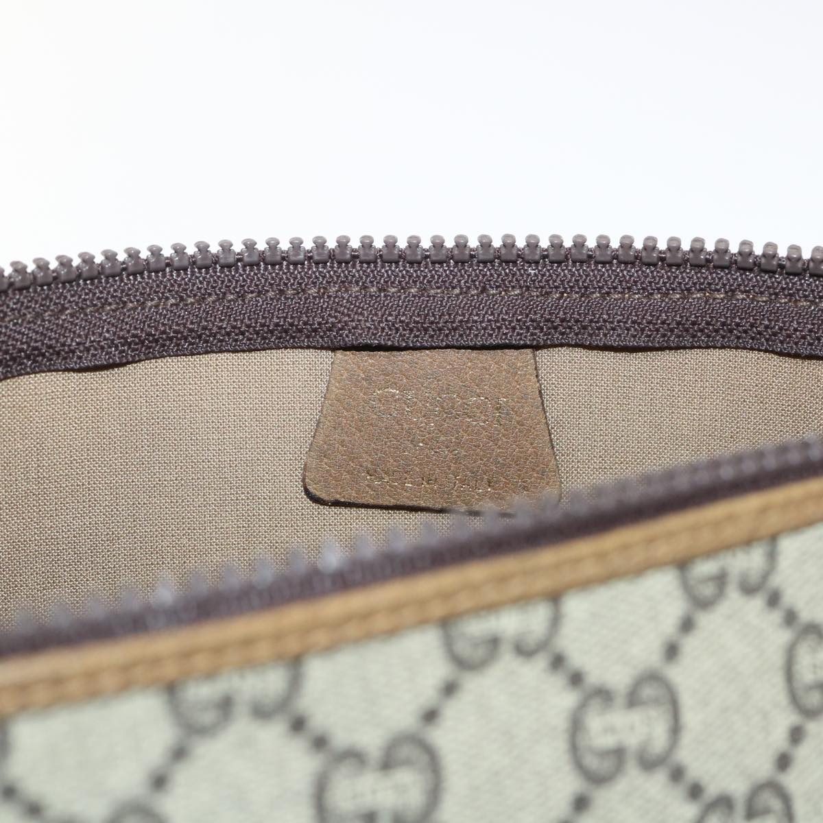 GUCCI GG Plus Canvas Clutch Bag PVC Leather Beige ep1039